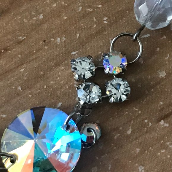 Asymmetrical Beautiful Silver Shiny Necklace - Picture 3 of 7